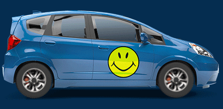 car-anim-4 maggio logo on car